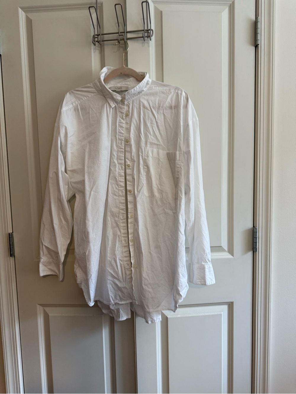 LOFT White Long-Sleeve Button-Up Shirt
